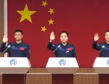 China enviar&aacute; este martes a tres astronautas a su estaci&oacute;n espacial