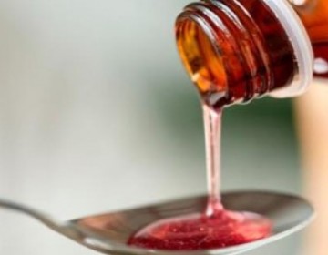 La India toma medidas contra 105 farmac&eacute;uticas tras muertes por jarabes para la tos