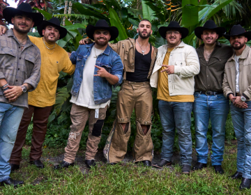 &nbsp;Manuel Turizo y Grupo Frontera se unen en el lanzamiento de&nbsp;"DE LUNES A LUNES"