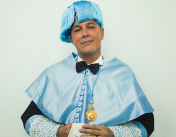 ALEJANDRO SANZ investido como Doctor Honoris causa por la UCA ( Universidad de C&aacute;diz)