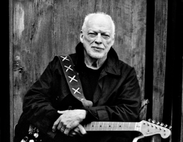 DAVID GILMOUR&nbsp;&lsquo;LUCK AND STRANGE&rsquo;