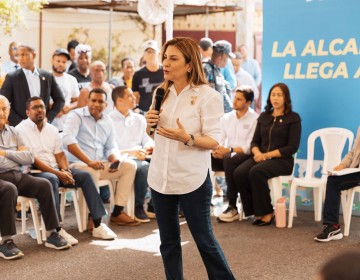 Carolina Mej&iacute;a lleva soluciones al sector 27 de Febrero con &ldquo;La Alcald&iacute;a llega a Ti&rdquo;
