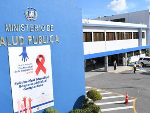 Salud P&uacute;blica comunica baja significativa en indicadores de SARS-CoV-2 El pa&iacute;s ya tiene 4,315 fallecidos por la enfermedad