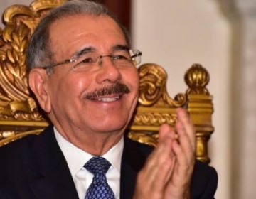 Danilo Medina asistir&aacute; a la ceremonia de traspaso de mando con la frente en alto, dice Dom&iacute;nguez Brito
