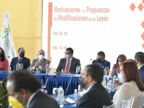 PRD y MVM reafirman compromiso de igualdad entre hombres y mujeres