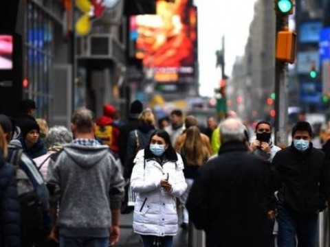 Nueva York inicia la semana con mil muertes por Coronavirus 
