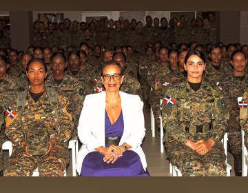 Ej&eacute;rcito de Rep&uacute;blica Dominicana imparte charla educativa sobre Salud Mental