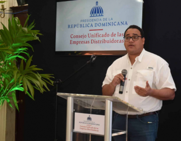 Abinader designa a Andr&eacute;s Astacio como superintendente de Electricidad
