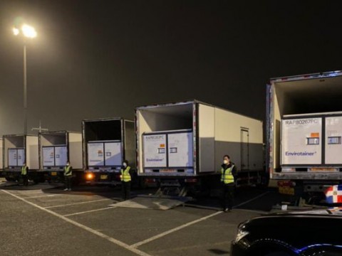 &iexcl;Est&aacute;n llegando! Vicepresidenta comparte foto del cargamento con un millon de vacunas saliendo de China y con destino a RD 
