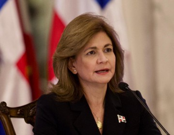 Vicepresidenta: Pa&iacute;s est&aacute; muy vigilante ante riesgos de la nueva variante &oacute;micron