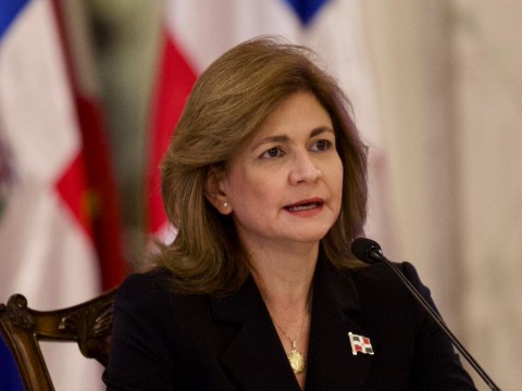 Vicepresidenta: Pa&iacute;s est&aacute; muy vigilante ante riesgos de la nueva variante &oacute;micron
