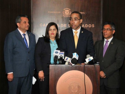 Diputados estudiar&aacute;n proyecto de Ley que buscan prevenir y sancionar todas las formas de acoso sexual