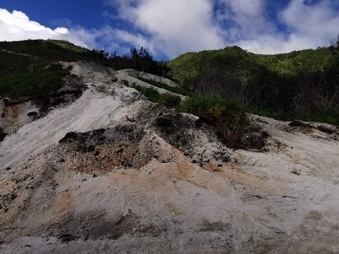 Explotaci&oacute;n minera en Bahoruco amenaza decenas de arroyos, especies nativas y end&eacute;micas, advierte bi&oacute;loga