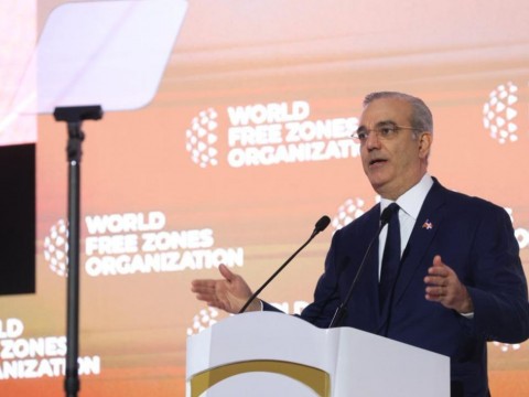 Presidente Abinader presenta a la Rep&uacute;blica Dominicana como una de las mejores decisiones de inversi&oacute;n del hemisferio en el Congreso Mundial de Zonas Francas