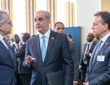 Director general de la Unesco y el presidente Luis Abinader conversaron sobre los avances de la Rep&uacute;blica Dominicana reflejados en el reporte Global Education Monitoring Report 2026