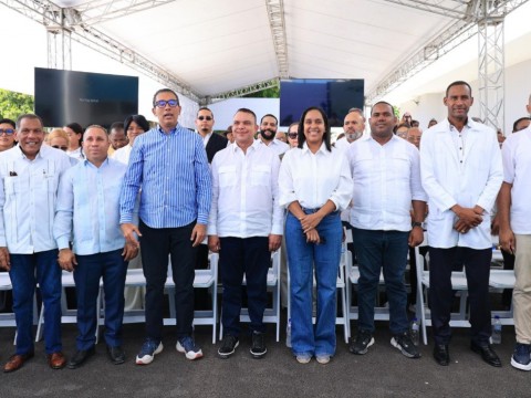 SNS inaugura Unidad de Pie Diab&eacute;tico y centros de atenci&oacute;n primaria en Bahoruco
