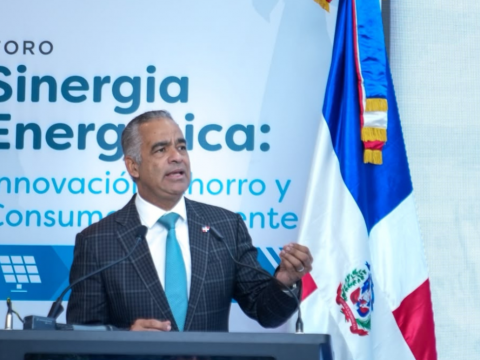 El Gobierno apuesta por la tecnolog&iacute;a y el ahorro para optimizar el consumo el&eacute;ctrico