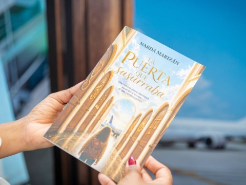 IDAC promueve las vocaciones en la Feria Internacional del Libro con puesta en circulaci&oacute;n del cuento &ldquo;La puerta que susurra&rdquo;