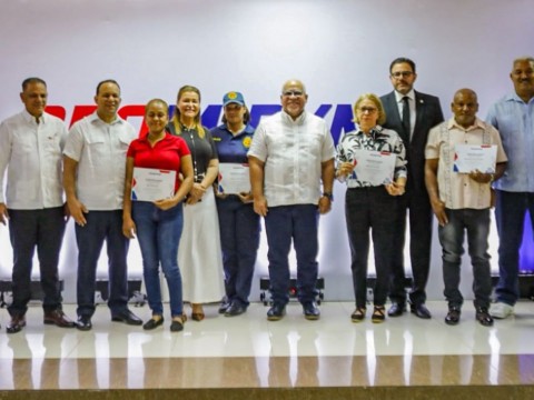 Promipyme entrega RD 55 millones en cr&eacute;ditos a emprendedores de San Jos&eacute; de Ocoa