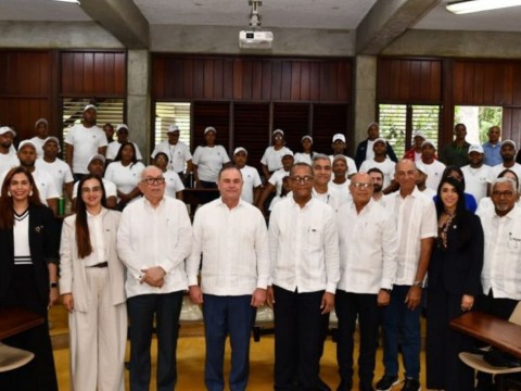Con USD 120 millones, el Ministerio de Agricultura y Bagr&iacute;cola lanzan proyecto de asistencia t&eacute;cnica y financiamientos para productores agropecuarios