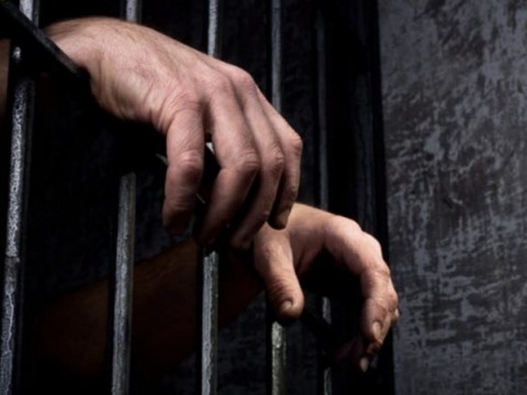 Tribunal de Santiago condena a 20 a&ntilde;os de c&aacute;rcel a un hombre que mat&oacute; a otro al atropellarlo y apalearlo
