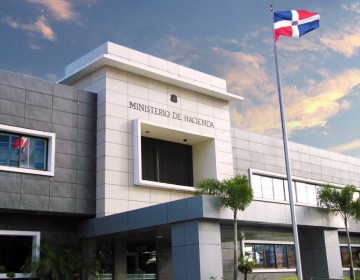Calificadoras de riesgo y banca internacional coinciden en destacar la fortaleza de la econom&iacute;a dominicana