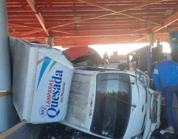 Al menos tres heridos en accidente m&uacute;ltiple en el peaje de la Circunvalaci&oacute;n Norte