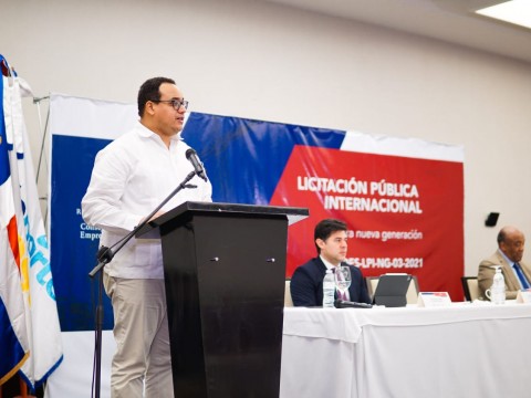 Empresas Distribuidoras reciben oferentes para compra  de 800MW de energ&iacute;a