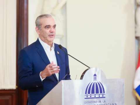 Presidente Abinader lanza Eficompras, primera tienda virtual del Estado dominicano para agilizar las compras p&uacute;blicas por debajo del umbral