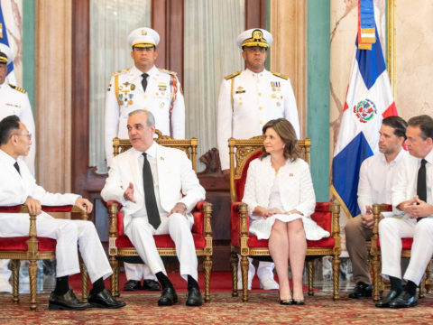 Presidente Abinader recibe cartas credenciales de nueve nuevos embajadores y fortalece relaciones diplom&aacute;ticas