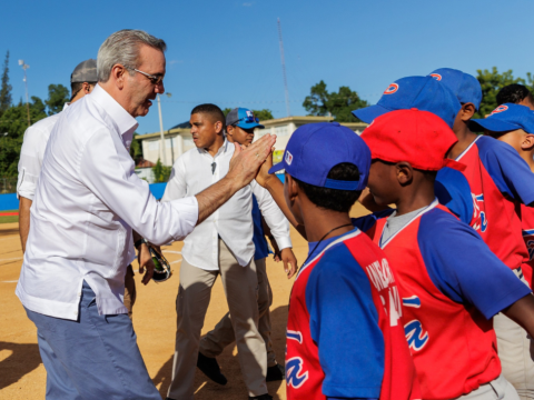 Presidente Luis Abinader inaugurar&aacute; Complejo Educativo y Deportivo Pedro Mart&iacute;nez en Manoguayabo este jueves