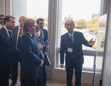 Vicepresidenta Raquel Pe&ntilde;a Rinde Tributo a ca&iacute;dos por bomba at&oacute;mica en Hiroshima.