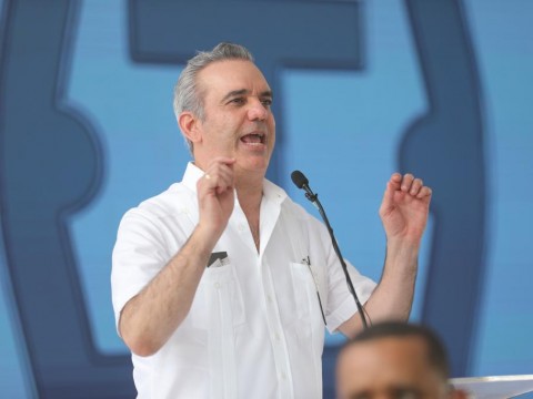 Presidente Abinader inaugura en Los Alcarrizos el telef&eacute;rico m&aacute;s moderno por su velocidad y potencia