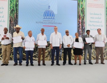 Presidente Abinader promueve modernizaci&oacute;n y mecanizaci&oacute;n del cultivo y cosecha de la ca&ntilde;a de az&uacute;car