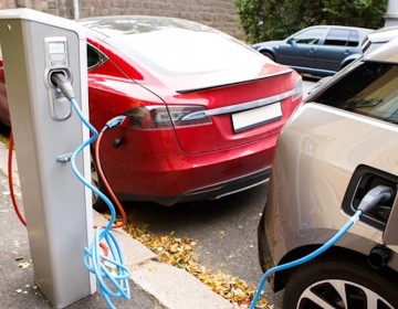 Instalan en Alto Manhattan primer cargador el&eacute;ctrico para veh&iacute;culos