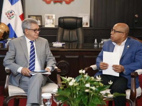 Isa y Rijo explicar&aacute;n reducci&oacute;n a presupuesto de MINERD a diputados