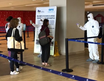 Aerol&iacute;neas permitir&aacute;n en cabina solo equipaje que quepa debajo del asiento