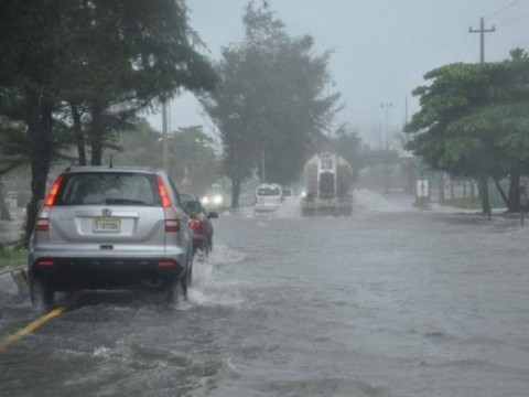 Vaguada provocara aguaceros con tronadas seg&uacute;n Onamet