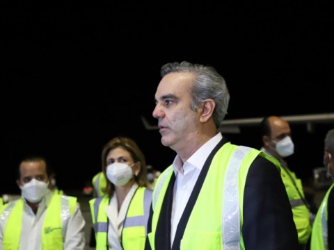 Presidente Luis Abinader expresa gratitud a Xi Jinping y a China el mill&oacute;n de vacunas entregadas el mi&eacute;rcoles