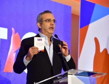  &ldquo;Hoy vienen m&aacute;s designaciones&rdquo; afirma el presidente electo Luis Abinader 