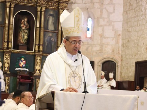 &nbsp;Monse&ntilde;or Morel toma posesi&oacute;n como arzobispo coadjutor de Santo Domingo