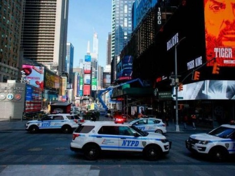900 polic&iacute;as de Nueva York tienen coronavirus y casi 5.000 est&aacute;n de baja