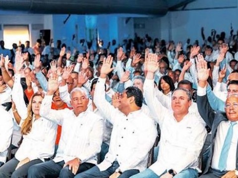 PRM proclama direcci&oacute;n y sube nuevos miembros