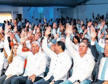 PRM proclama direcci&oacute;n y sube nuevos miembros