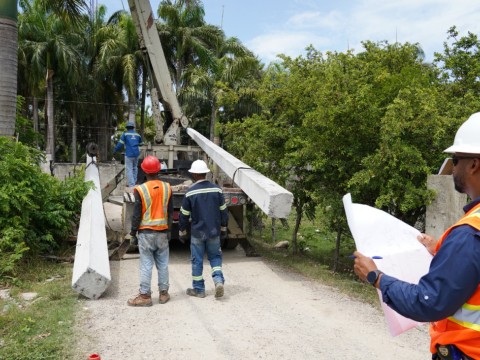 Edesur inicia programa de rehabilitaci&oacute;n y expansi&oacute;n de redes el&eacute;ctricas con inversi&oacute;n superior a RD 1,907 millones
