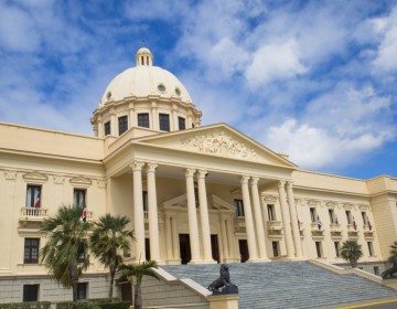 Cambios diplom&aacute;ticos y consulares abundaron el pasado mes de junio