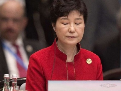 Condenan a 20 a&ntilde;os de prisi&oacute;n a  expresidenta de Corea del Sur  