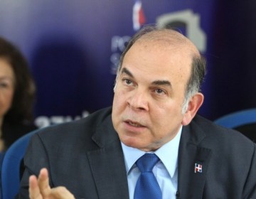 Pelegr&iacute;n Castillo dice es importante que miembros de la JCE sean independientes de partidos y de grupos econ&oacute;micos