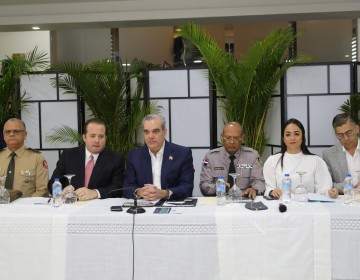 Presidente Abinader encabeza reuni&oacute;n de seguimiento al Plan de Seguridad Ciudadana