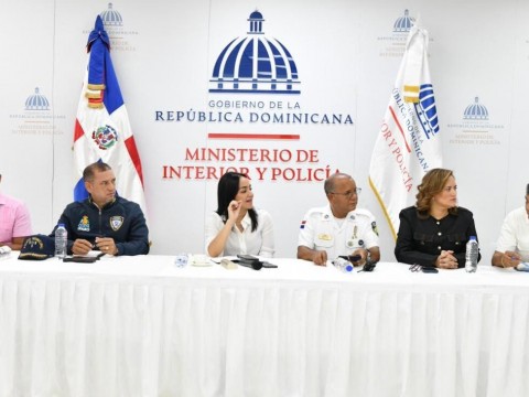 Ministerio de Interior y Polic&iacute;a y alcald&iacute;as del Gran Santo Domingo coordinan estrategia conjunta para regularizar paradas de motoconchistas y fortalecer la seguridad ciudadana